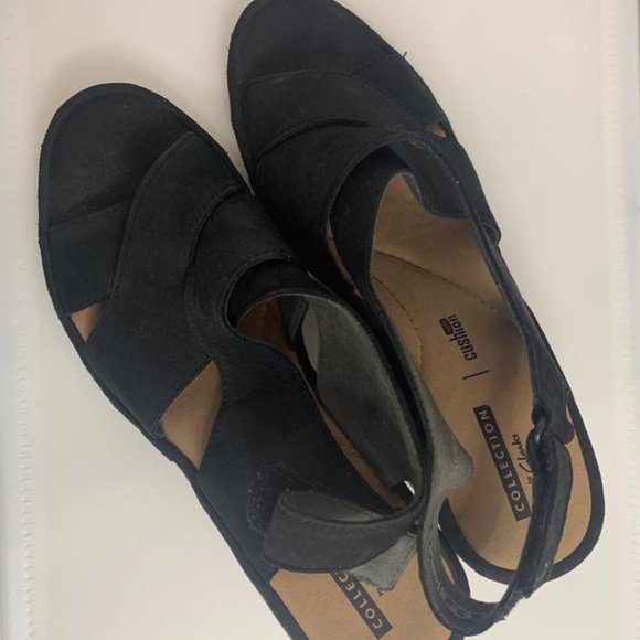 Collections by Clark’s soft cushion shoes - Picture 5 of 9